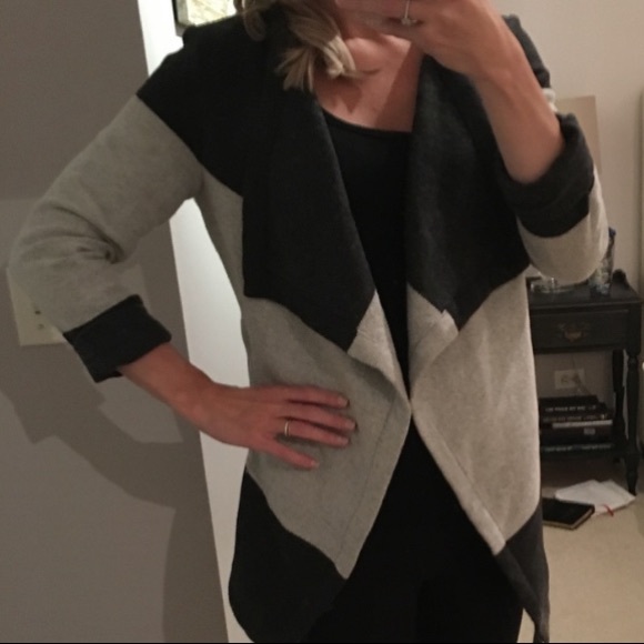 Grey Striped BB Dakota Front Drape Jacket Sweater - Picture 2 of 3